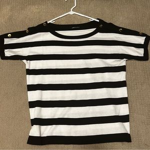 Cable and Gauge Shirt with gold buttons